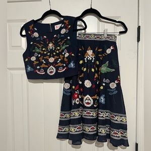 L’atiste by Amy navy blue appliquéd matching top and skirt